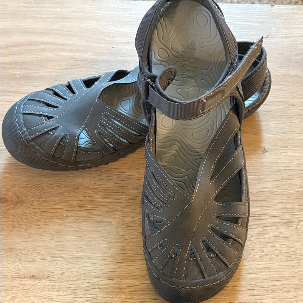 J Sport -Comfort Sport Sandal in Gray - Women's Casual Outdoor Shoe